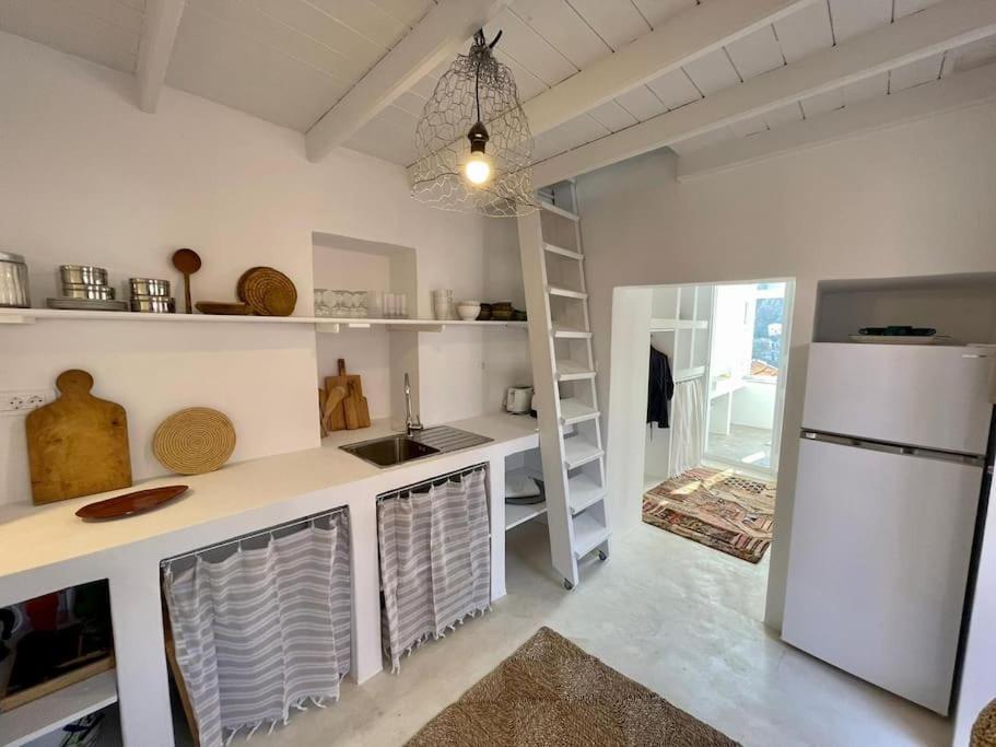 Maison Avec Terrasses Et Vues Сими Экстерьер фото