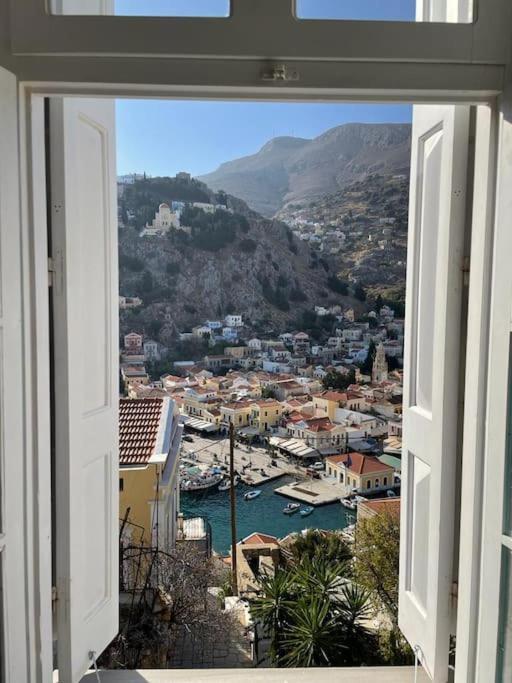 Maison Avec Terrasses Et Vues Сими Экстерьер фото